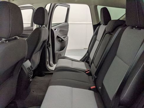 Used 2017 Ford Escape SE image 17