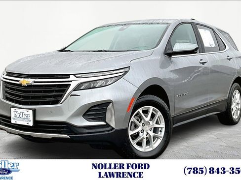 Used 2023 Chevrolet Equinox LT w/ Driver Convenience Package image 1