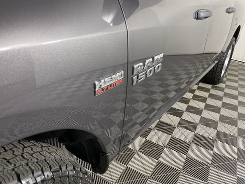 Used 2015 RAM 1500 Express AWD/4WD image 7