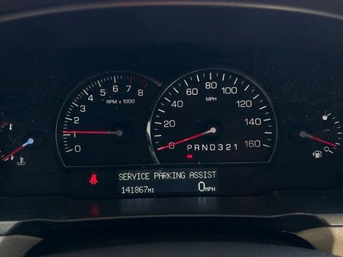 Used 2011 Cadillac DTS Luxury image 30