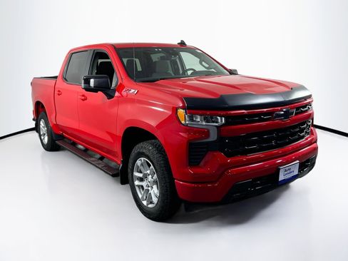 Used 2023 Chevrolet Silverado 1500 RST w/ Convenience Package II image 3