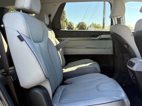 Used 2024 Hyundai Palisade SEL image 16