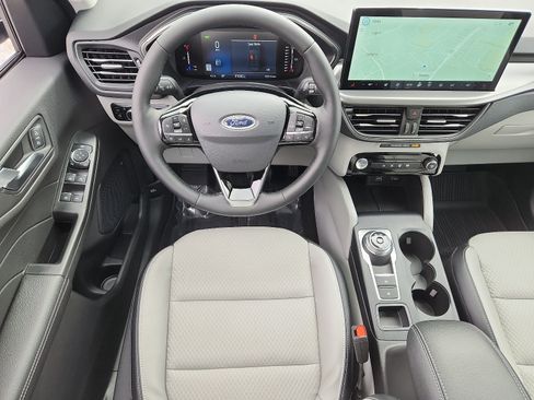 Used 2024 Ford Escape SE FWD image 7