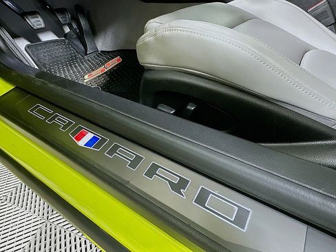Used 2021 Chevrolet Camaro SS image 34