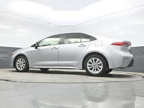 Used 2024 Toyota Corolla LE w/ LE Convenience Package FWD image 36