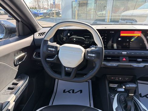 New 2026 Kia K4 GT-Line FWD image 24