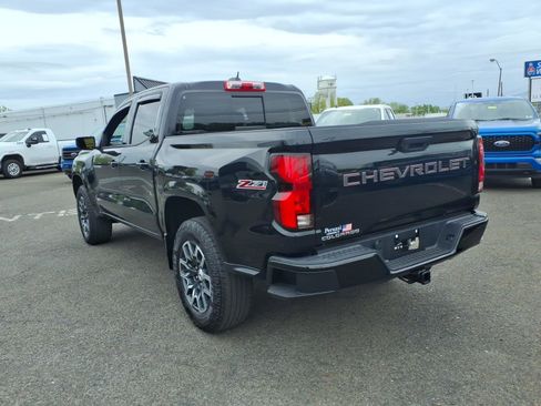 Certified 2023 Chevrolet Colorado Z71 w/ Z71 Convenience Package 2 AWD/4WD image 6