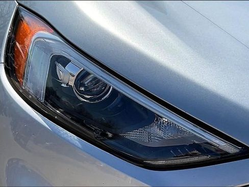 Used 2024 Ford Edge Titanium AWD/4WD image 27