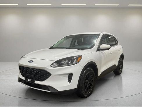 Used 2021 Ford Escape SE image 13