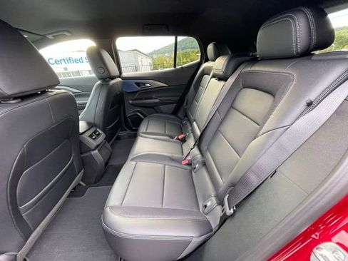 New 2025 Chevrolet Equinox EV LT image 28