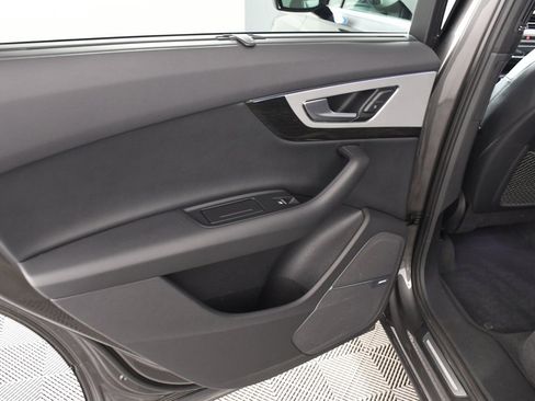 Used 2019 Audi Q7 2.0T Premium Plus w/ Premium Plus Package image 26