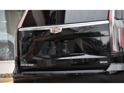 Used 2023 Cadillac Escalade Premium Luxury w/ LPO, Floor Liner Package image 28