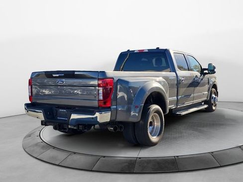 Used 2021 Ford F350 XLT w/ XLT Premium Package image 5