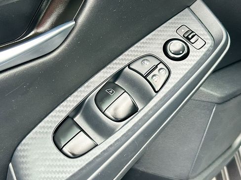 Used 2024 Nissan Sentra SV image 18