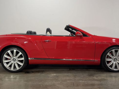 Used 2015 Bentley Continental GT image 14