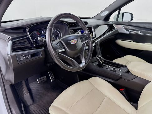 Used 2024 Cadillac XT6 Sport AWD/4WD image 10