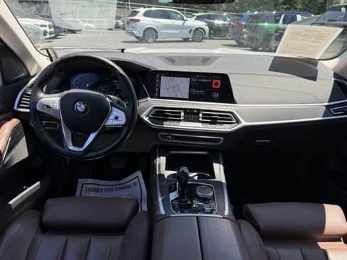 Used 2021 BMW X7 xDrive40i w/ Premium Package AWD/4WD image 17
