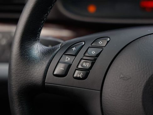 Used 2005 BMW 330Ci Convertible image 26