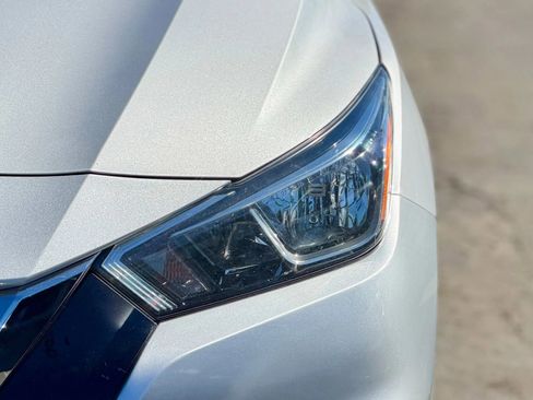 Used 2021 Nissan Versa SV image 25