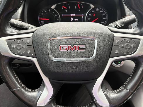 Used 2020 GMC Terrain SLT w/ Preferred Package AWD/4WD image 16