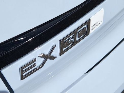 New 2026 Volvo EX30 Ultra w/ Protection Package Premier AWD/4WD image 16