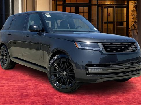 New 2025 Land Rover Range Rover Long Wheelbase SE image 19
