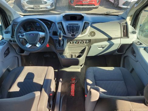 Used 2019 Ford Transit 350 XLT image 9