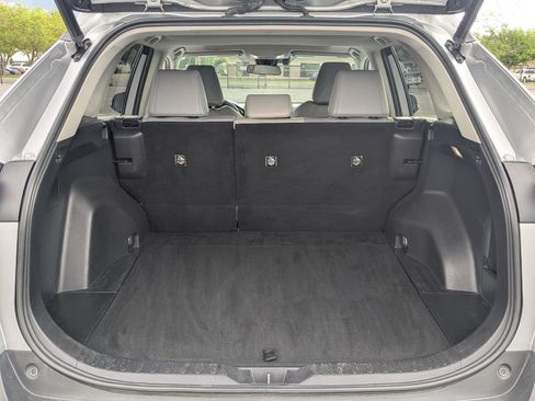 Used 2022 Toyota RAV4 XLE Premium AWD/4WD image 35