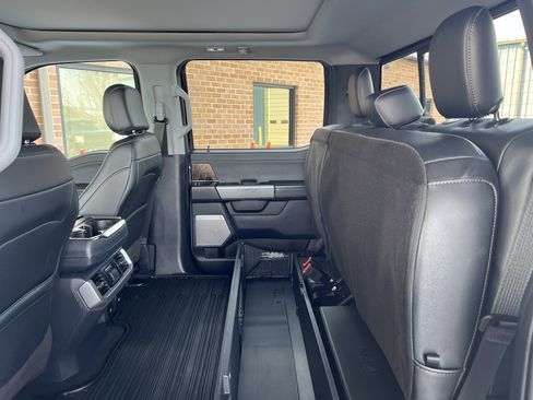 Used 2023 Ford F150 Lariat w/ Equipment Group 502A High image 32