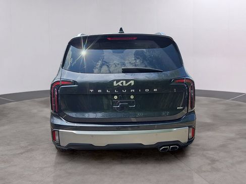 Certified 2023 Kia Telluride EX w/ EX Captain's Chair Package AWD/4WD image 5