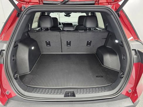 New 2026 Chevrolet Equinox LT w/ Convenience Package II FWD image 24