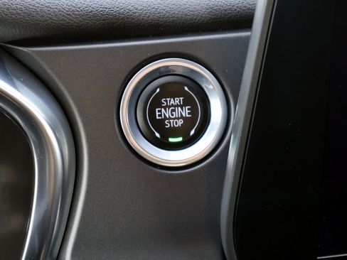 Used 2024 Chevrolet Blazer LT AWD/4WD image 32