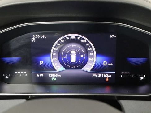 Used 2025 Volkswagen Jetta SE FWD image 11