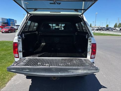 Used 2014 RAM 2500 SLT w/ Protection Group AWD/4WD image 24