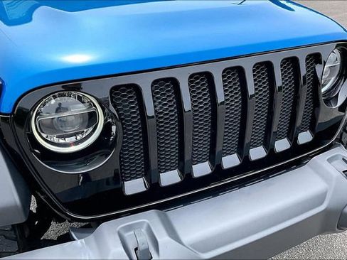 Used 2021 Jeep Wrangler Unlimited Sport AWD/4WD image 28