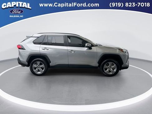 Used 2023 Toyota RAV4 XLE image 9