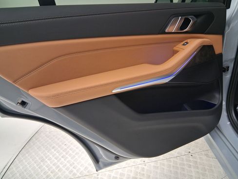 New 2026 BMW X7 xDrive40i w/ M Sport Package image 28