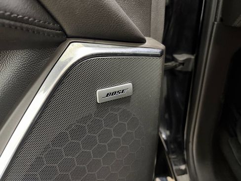 Used 2016 Cadillac Escalade Luxury image 26