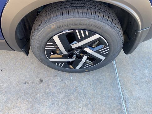 New 2026 Nissan Kicks SV w/ SV Premium Package image 9