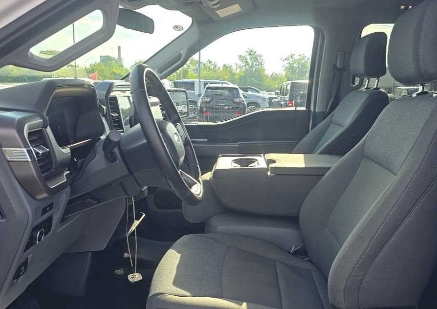Used 2025 Ford F150 XLT w/ Equipment Group 301A Standard AWD/4WD image 5