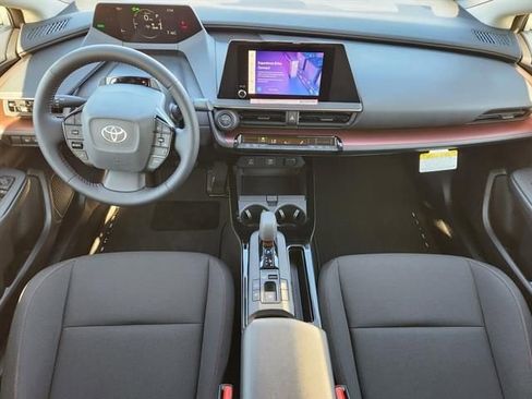 New 2026 Toyota Prius Plug-In Hybrid FWD image 19