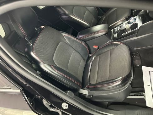 Used 2025 Ford Escape ST-Line image 24