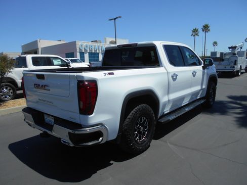 Used 2022 GMC Sierra 1500 SLT w/ SLT Premium Plus Package image 3