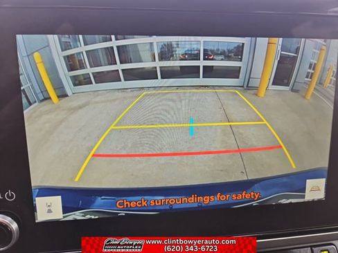 Used 2025 Toyota Camry LE image 19