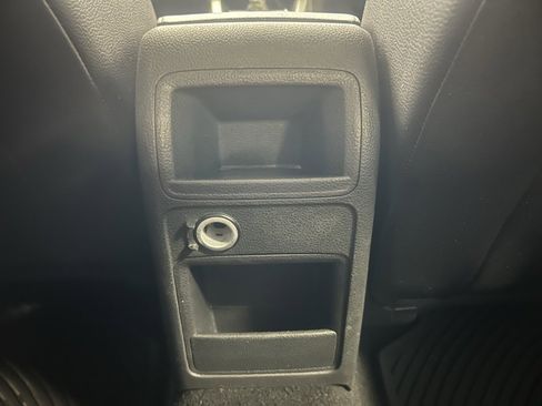 Used 2018 Volkswagen Jetta SE image 19