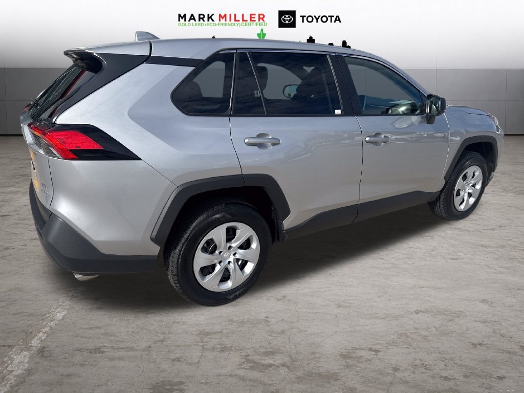 Certified 2025 Toyota RAV4 LE AWD/4WD image 6