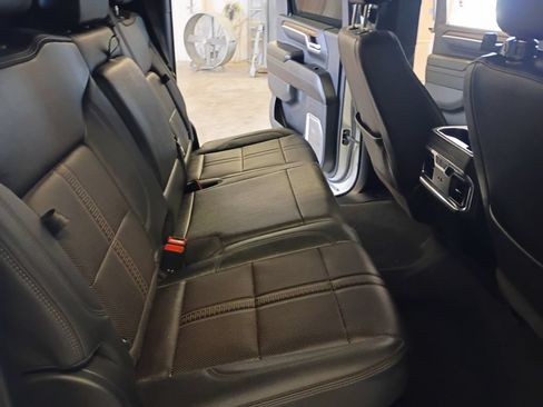 Used 2025 Chevrolet Silverado 3500 High Country w/ High Country Premium Package AWD/4WD image 40