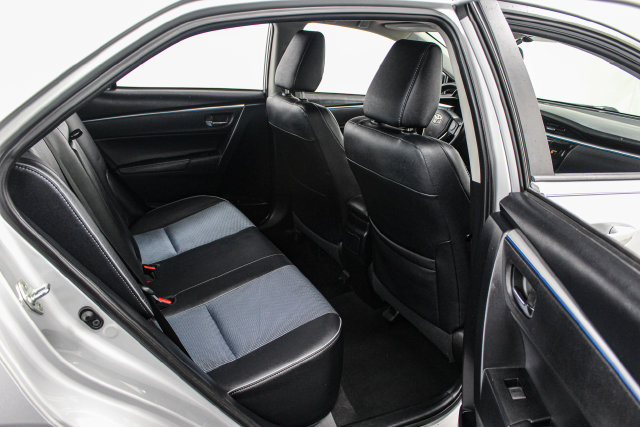 Used 2015 Toyota Corolla S FWD image 15