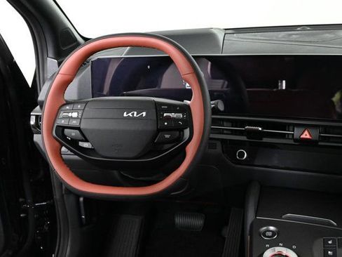 New 2026 Kia Sportage SX Prestige image 3