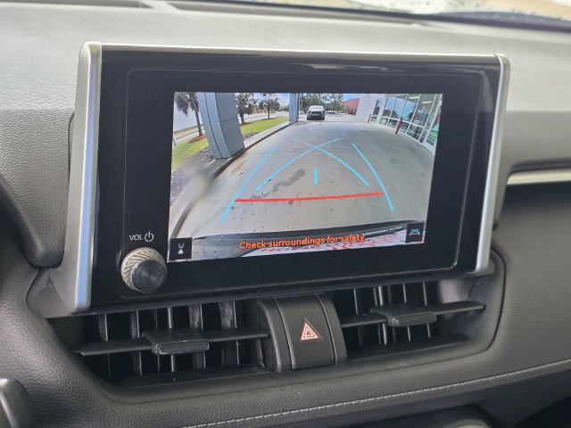 Used 2023 Toyota RAV4 XLE w/ Convenience Package FWD image 15